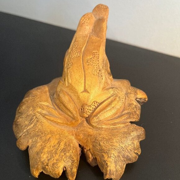 Unique Vintage Hand Carved Wood Turtle - Picture 6 of 7